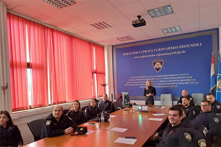 Slika /PU_VS/Edukacija/20251128_120850.jpg