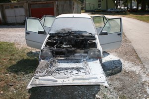 Slika pu_vs/Pozari/Automobil.JPG